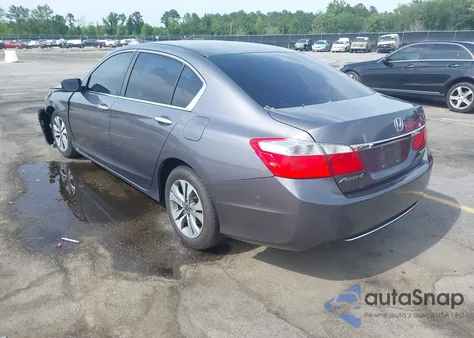 2015 Honda Accord Lx z USA, uszkodzony, nr VIN 1HGCR2F32FA158943